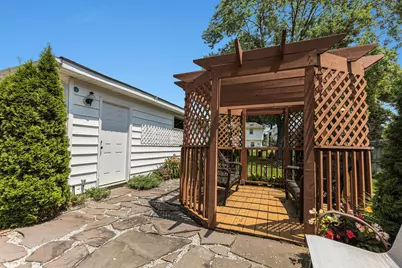 3848 Groveland Avenue SW, Wyoming, MI 49519 - Photo 14