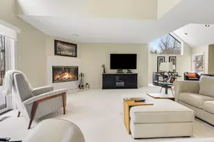 4502 Cross Creek Dr, Ann Arbor, MI 48108 - Photo 12