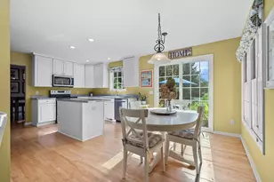 7236 Hampstead Ln, Portage, MI 49024 - Photo 14