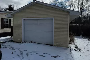 7969 Brandon Dr, Parma, MI 49269 - Photo 2