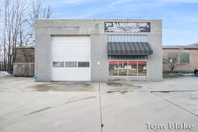 793 W Laketon Avenue, Muskegon, MI 49441 - Photo 1