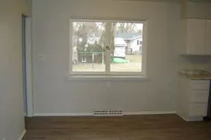 271 68th St SW, Grand Rapids, MI 49548 - Photo 4