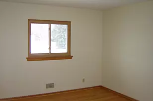 271 68th St SW, Grand Rapids, MI 49548 - Photo 10