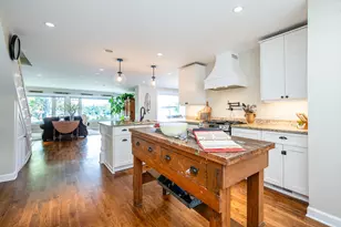 7881 Lakewood Dr, Coloma, MI 49038 - Photo 22