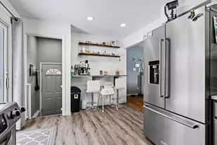 331 E Parsons Ave, Watervliet, MI 49098 - Photo 8