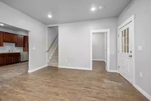 1021 Sherman St SE, Grand Rapids, MI 49506 - Photo 4