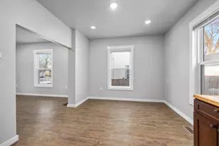 1021 Sherman St SE, Grand Rapids, MI 49506 - Photo 6