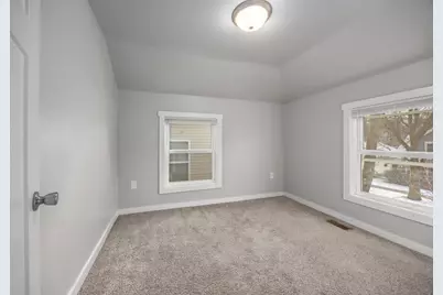1021 Sherman Street SE, Grand Rapids, MI 49506 - Photo 16