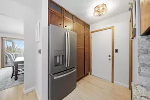 1910 Essex Ln, Jackson, MI 49203 - Photo 18