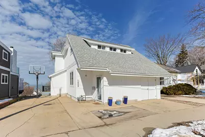 1002 Lake Boulevard, Saint Joseph, MI 49085 - Photo 1