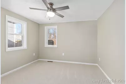 516 W Montcalm Street, Greenville, MI 48838 - Photo 12