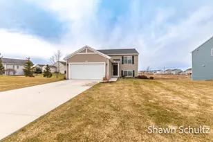 1996 Orlov Dr, Hudsonville, MI 49426 - Photo 4