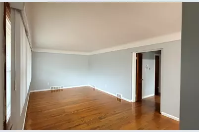 21700 Pembroke Avenue, Detroit, MI 48219 - Photo 4