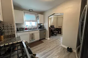 19977 Elkhart St, Harper Woods, MI 48225 - Photo 6