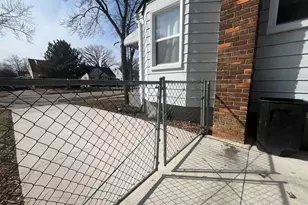 19977 Elkhart St, Harper Woods, MI 48225 - Photo 18