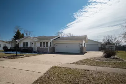106 Prairie Avenue, White Pigeon, MI 49099 - Photo 2