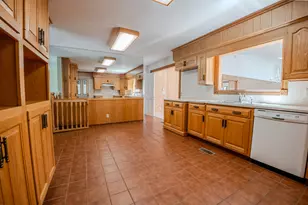 106 Prairie Ave, White Pigeon, MI 49099 - Photo 6