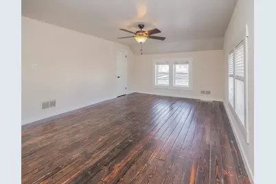 210 Cedar Street, Paw Paw, MI 49079 - Photo 18