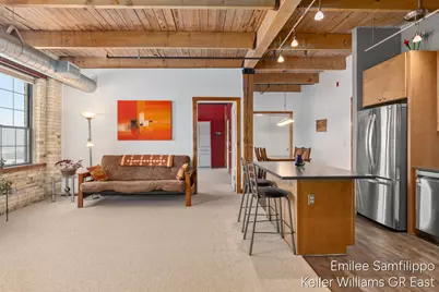 940 Monroe Avenue NW #502, Grand Rapids, MI 49503 - Photo 2