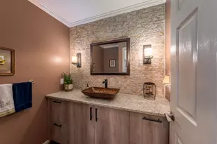 43121 Ashbury Dr, Novi, MI 48375 - Photo 14