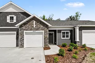 2835 W Cobblestone Ct. SE, Kentwood, MI 49512 - Photo 1