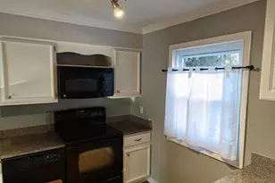 1813 Brentwood, Troy, MI 48098 - Photo 8