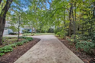 9453 Whispering Pines Dr, Saline, MI 48176 - Photo 36