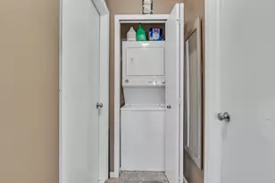 29104 Philadelphia Dr, New Baltimore, MI 48051 - Photo 24