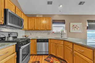 29104 Philadelphia Dr, New Baltimore, MI 48051 - Photo 16