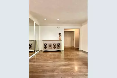 23181 Parklawn Street, Oak Park, MI 48237 - Photo 8