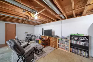 5566 Dogwood Dr, Jackson, MI 49201 - Photo 16