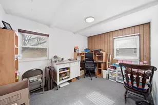 5566 Dogwood Dr, Jackson, MI 49201 - Photo 10