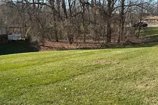 25225 Potomac Dr, South Lyon, MI 48178 - Photo 12