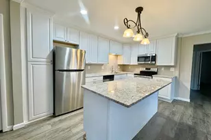 25225 Potomac Dr, South Lyon, MI 48178 - Photo 6