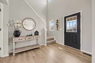 11558 Sessions Woods Dr W, Grand Rapids, MI 49534 - Photo 4