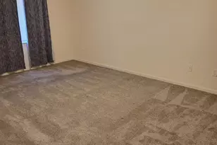 312 Marigold Cir, Westland, MI 48185 - Photo 10