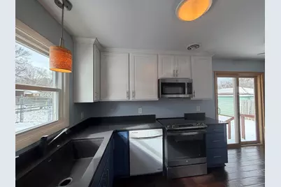 925 Burke Avenue NE, Grand Rapids, MI 49503 - Photo 2