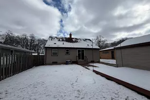 925 Burke Ave NE, Grand Rapids, MI 49503 - Photo 12