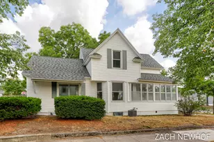 430 Washington Ave, Holland, MI 49423 - Photo 1