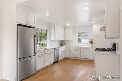 430 Washington Avenue, Holland, MI 49423 - Photo 4