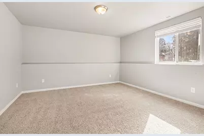 423 E Ellsworth Street, Bellevue, MI 49021 - Photo 4