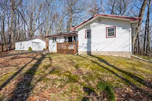 22398 Struwin Rd, Battle Creek, MI 49017 - Photo 2