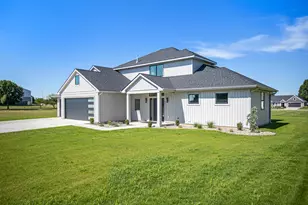 33 Shoshoni Pass, Coldwater, MI 49036 - Photo 2