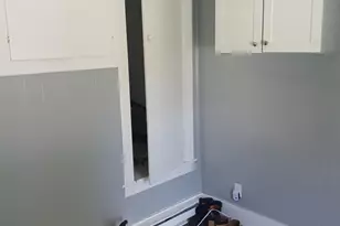 180 Emery Ave, Benton Harbor, MI 49022 - Photo 8