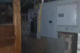 180 Emery Ave, Benton Harbor, MI 49022 - Photo 18