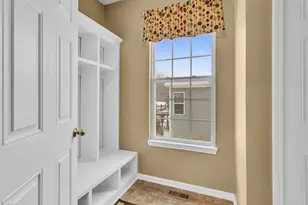 4009 Magnolia Pkwy, Jackson, MI 49201 - Photo 16