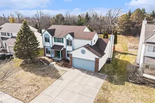 2864 Mystic Dr, Ann Arbor, MI 48103 - Photo 2