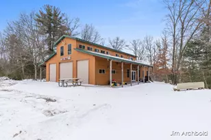 1591 W Fruitvale Rd, Montague, MI 49437 - Photo 4