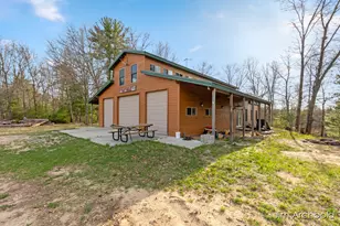 1591 W Fruitvale Rd, Montague, MI 49437 - Photo 2