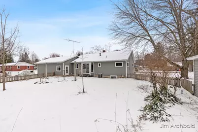 274 W Barton Street, Newaygo, MI 49337 - Photo 28